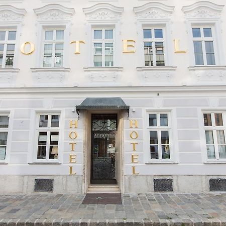 Fink Low Budget Rooms Viena Exterior foto